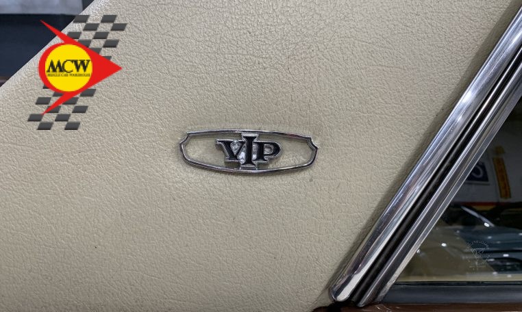 1969 Chrysler VF Valiant VIP Sedan | Muscle Car Warehouse