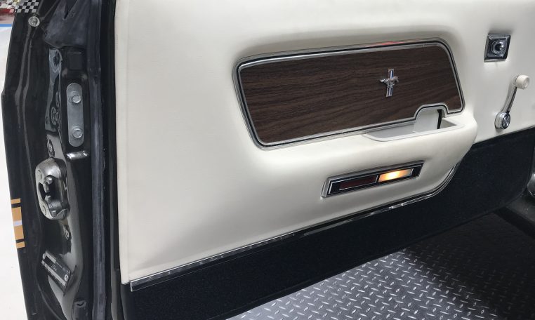 Ford Mustang 428 Cobra Jet Interior | Muscle Car Warehouse