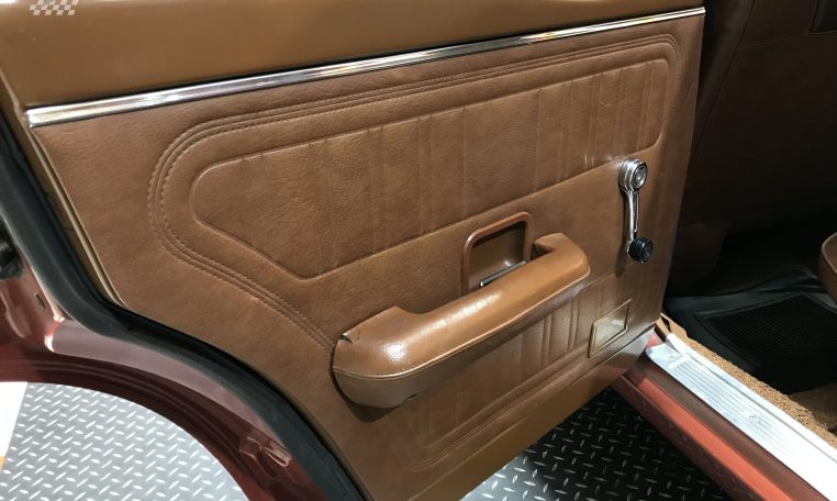 Ford XY Falcon 500 Interior | Muscle Car Warehouse