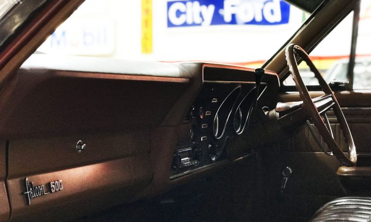 Ford XY Falcon 500 Interior | Muscle Car Warehouse