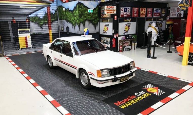 Holden Commodore VC HDT | Muscle Car Warehouse