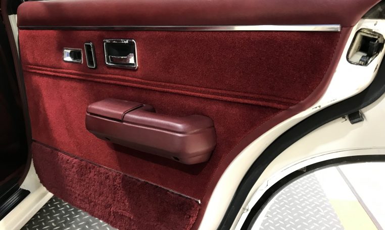 Holden Commodore VC HDT Interior | Muscle Car Warehouse