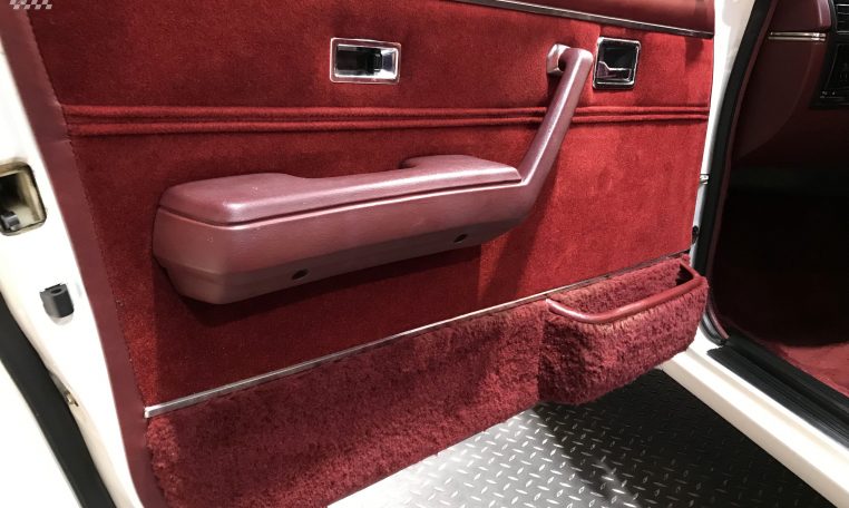 Holden Commodore VC HDT Interior | Muscle Car Warehouse